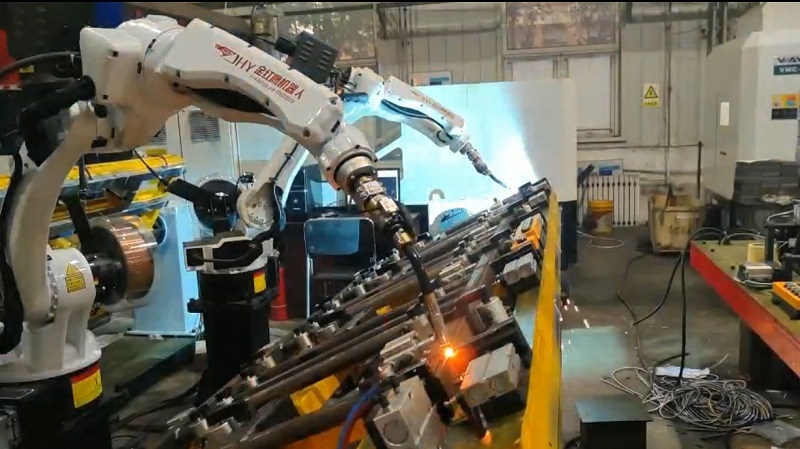 焊接機(jī)器人的重復(fù)精度如何定義？使用過程中如何保證精準(zhǔn)度？